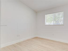 1516 NW 19th Ave, Fort Lauderdale FL 33311