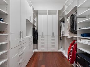 6890 SW 94th St, Pinecrest FL 33156