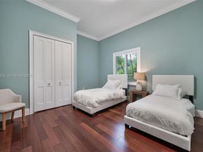 6890 SW 94th St, Pinecrest FL 33156