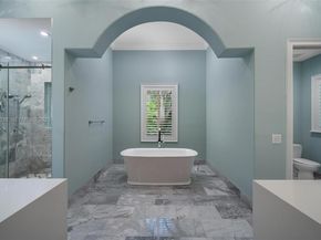 6890 SW 94th St, Pinecrest FL 33156