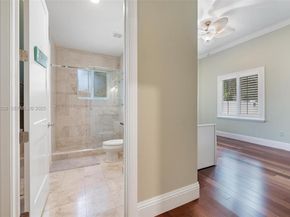 6890 SW 94th St, Pinecrest FL 33156