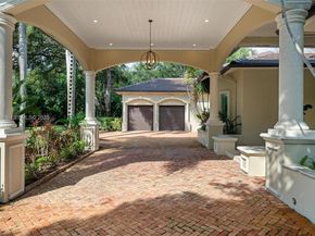 6890 SW 94th St, Pinecrest FL 33156