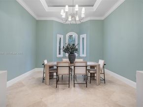 6890 SW 94th St, Pinecrest FL 33156