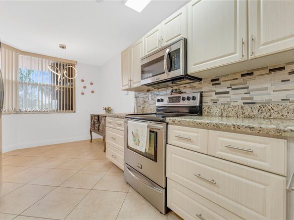 2521 NW 104th Ave 307, Sunrise FL 33322