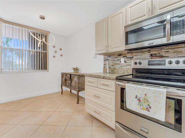 2521 NW 104th Ave 307, Sunrise FL 33322
