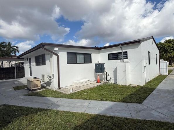 160 E 34th St, Hialeah FL 33013