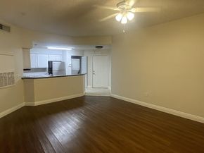 2445 SW 18th Ter 113, Fort Lauderdale FL 33315