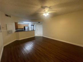 2445 SW 18th Ter 113, Fort Lauderdale FL 33315