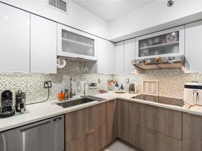 3600 Mystic Pointe Dr 1017, Aventura FL 33180