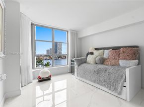 3600 Mystic Pointe Dr 1017, Aventura FL 33180