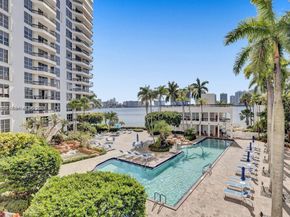 3600 Mystic Pointe Dr 1017, Aventura FL 33180