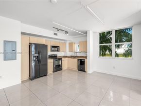 3180 SW 22nd st 601, Miami FL 33145