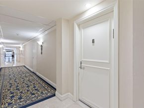 3530 Mystic Pointe Dr 114, Aventura FL 33180