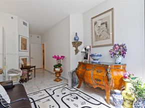 3530 Mystic Pointe Dr 114, Aventura FL 33180