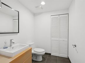 2155 Washington Ct 303, Miami Beach FL 33139