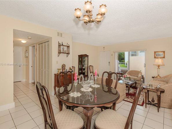 7611 SW 153rd Ct 105, Miami FL 33193
