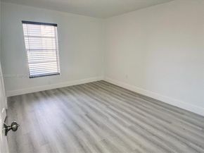 6095 W 18th Ave S219, Hialeah FL 33012