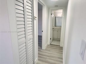 6095 W 18th Ave S219, Hialeah FL 33012