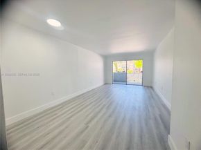6095 W 18th Ave S219, Hialeah FL 33012