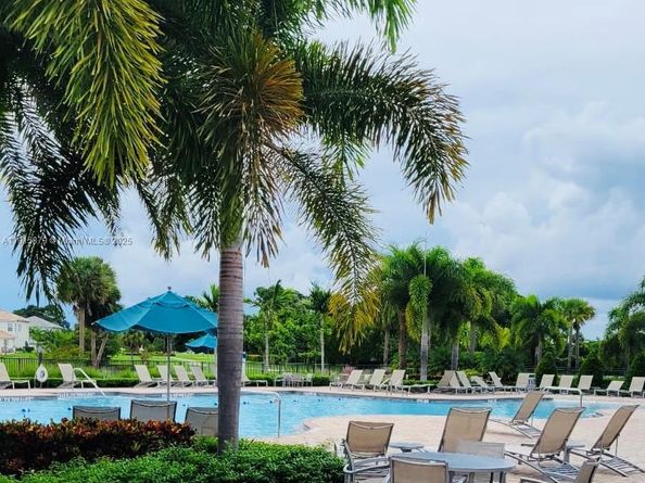 4164 Ficus St, Hollywood FL 33021