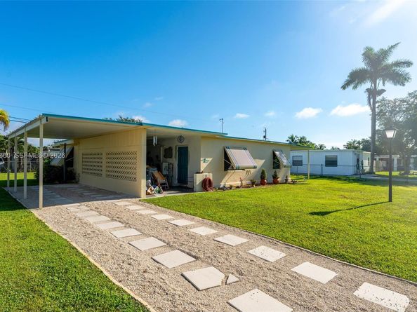 15445 Garfield Dr, Homestead FL 33033