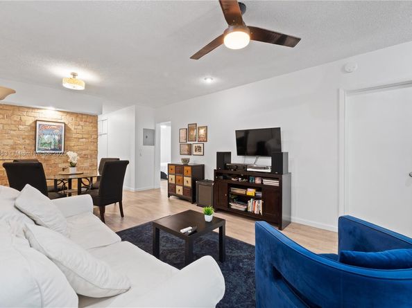 6580 Santona St A42, Coral Gables FL 33146