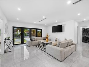 861 NE 82nd St, Miami FL 33138