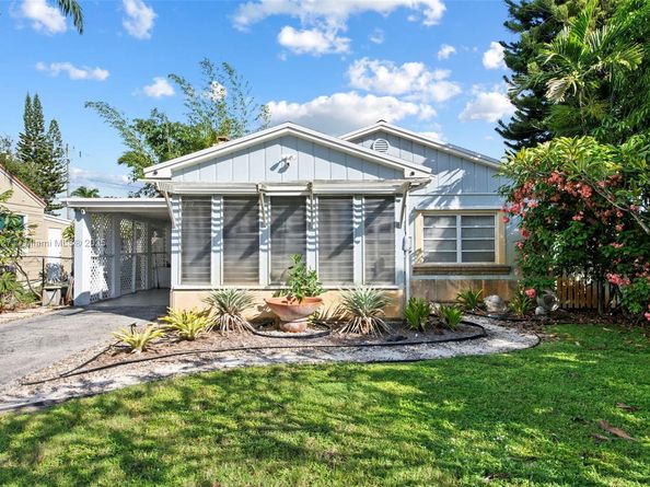 2243 Cleveland St, Hollywood FL 33020