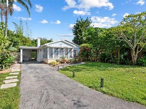 2243 Cleveland St, Hollywood FL 33020