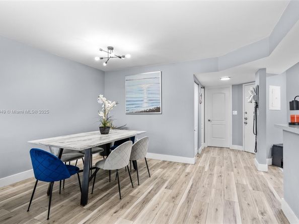 4624 NW 97th Pl 252, Doral FL 33178