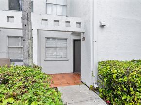 4624 NW 97th Pl 252, Doral FL 33178