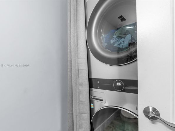 4624 NW 97th Pl 252, Doral FL 33178