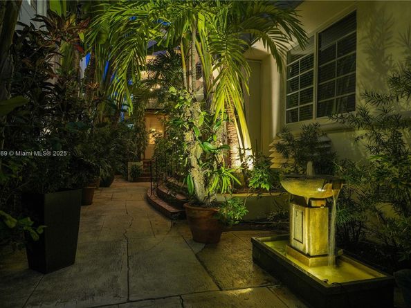 349 Meridian Ave B207, Miami Beach FL 33139