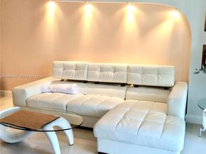 319 NE 14th Ave 602, Hallandale Beach FL 33009