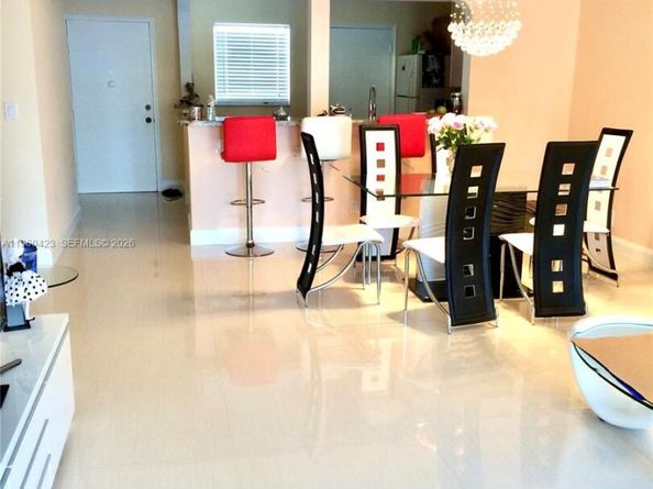 319 NE 14th Ave 602, Hallandale Beach FL 33009