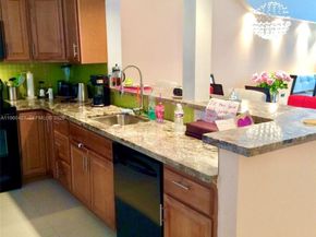 319 NE 14th Ave 602, Hallandale Beach FL 33009