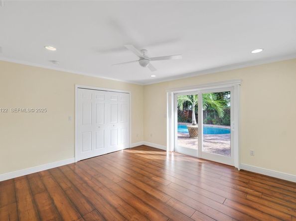 608 Middle River Dr, Fort Lauderdale FL 33304