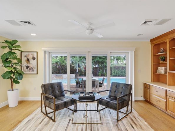 608 Middle River Dr, Fort Lauderdale FL 33304