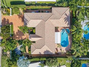 608 Middle River Dr, Fort Lauderdale FL 33304