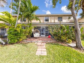 12158 SW 5th Ct, Pembroke Pines FL 33025
