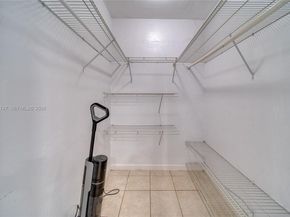 443 Barnett St, West Palm Beach FL 33405