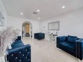 443 Barnett St, West Palm Beach FL 33405