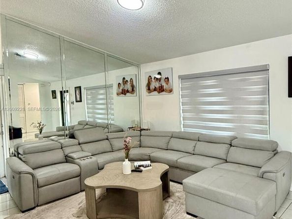 11216 SW 166th Ter, Miami FL 33157