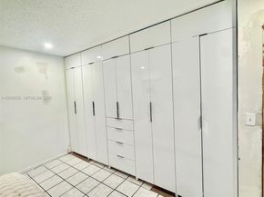 11216 SW 166th Ter, Miami FL 33157