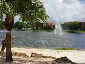 9363 Fontainebleau Blvd H206, Miami FL 33172