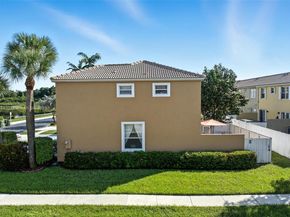 15462 NW 14th Ct, Pembroke Pines FL 33028