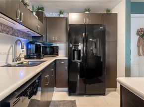 4141 Crystal Lake Dr, Deerfield Beach FL 33064