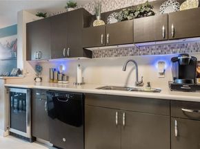 4141 Crystal Lake Dr, Deerfield Beach FL 33064