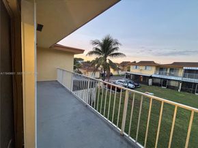 8384 SW 154th Ave 68, Miami FL 33193