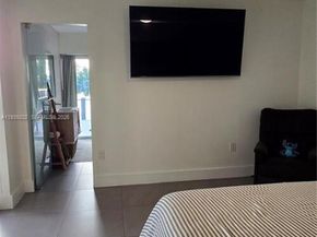 4012 E Shore Rd, Miramar FL 33023